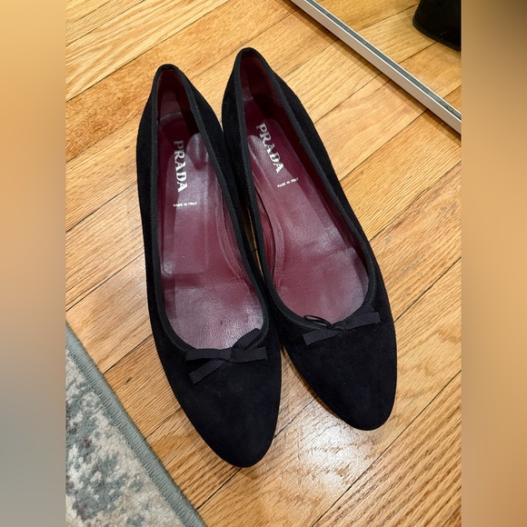 Vintage Suede Prada Black Flats - Picture 1 of 4